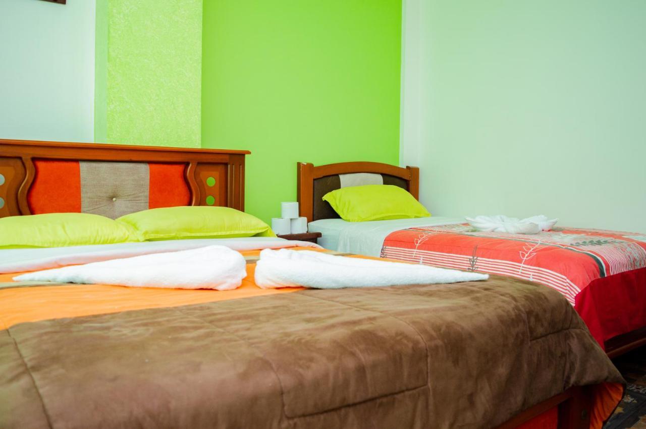 Residencial Amaru Hotel Banos  Exterior photo